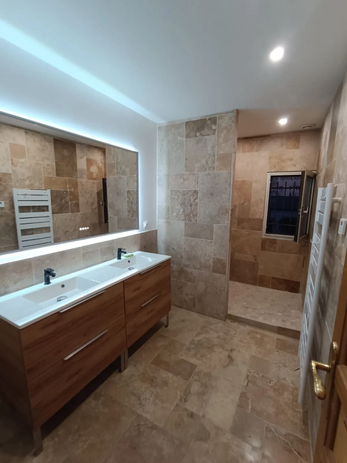 Pose de salle de bain - Photo 4